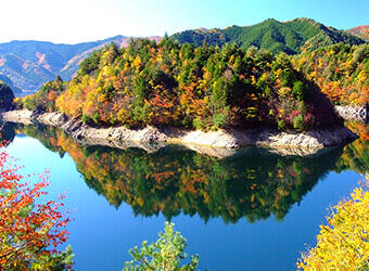 画像：岩屋ダム（東仙峡金山湖）